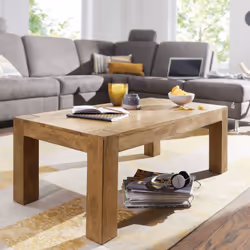 Peaufinez l'élégance de votre salon avec cette table basse en acacia massif MADURAI . Il s'agit d'un modèle classique agrémen ...