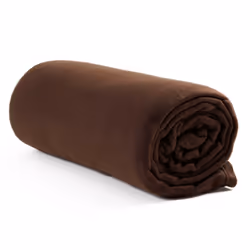 Avec cette couverture polaire douce, vous pouvez vraiment vous blottir sur le canapé pendant les froides journées d' hiver. L ...