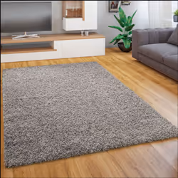 Le tapis à; poils hauts Shaggy est lun de nos tapis les plus appréciés. Il se distingue par des poils épais qui lui confèrent ...