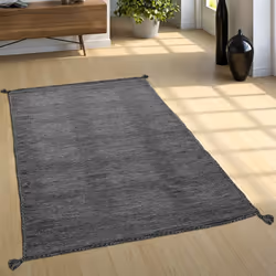 Créez un petit coin d'Orient dans votre intérieur avec ces tapis;! Particulièrement robustes, ces chefs-d'œuvre tissés enchan ...