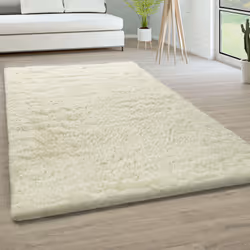 Ces tapis à poils longs en sont la preuve : parfois, nul besoin de faire compliqué. Des couleurs extravagantes ou des designs ...