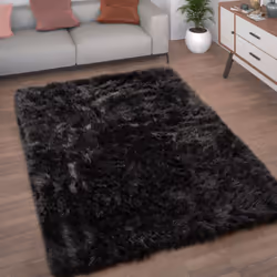 Après une longue journée de travail, plongez vos pieds dans les poils doux de ces tapis et laissez-vous transporter sur un pe ...