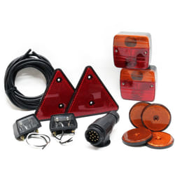 Wiltec - Jeu de feux arrière de remorque – 12 pièces – avec Phares, Clignotants, Réflecteurs, Fiche 13 broches, Câble 5 m – Éclairage voiture routier