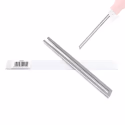 [Longueur 150 mm] – Cette lame de 150 mm signée Wiltec permet une découpe précise et maîtrisée dans divers matériaux isolants ...