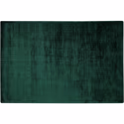 Tapis rectangulaire unicolore en soie artificielle vert foncé. Luxueux et moelleux, ce tapis procure une sensation de douceur ...