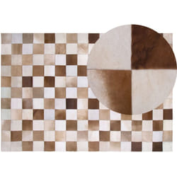 Tapis Rectangulaire Beige et Marron en Cuir Patchwork Motif à Damier pour Intérieur Moderne 140 x 200 cm Beliani
