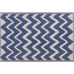 Beliani - Tapis Extérieur Intérieur en Polypropylène au Motif Zigzag Bleu Foncé et Blanc Polyvalent et Pratique pour Balcon Terrasse ou Salle de Bain