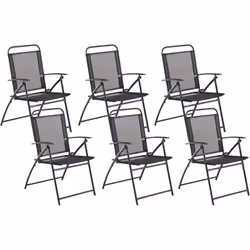 Fauteuils metteur en scène. Ces chaises de jardin combinent le style avec le côté pratique. Pliantes et équipées de larges ac ...