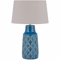 Lampe à poser en céramique. Ajoutez une touche traditionnelle à votre salon ou votre chambre avec cette lampe polyvalente. Le ...