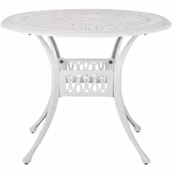 Table d'extérieur. Profitez des journées chaudes et ensoleillées de l'été et donnez un coup de jeune à votre extérieur grâce  ...