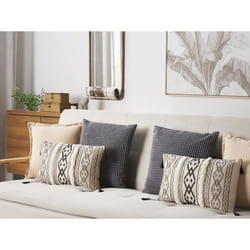 Lot de 2 coussins avec motifs géométriques 30 x 50 cm beige et noir PULMONARIA