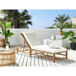 Chaise longue en bambou bois clair et blanc cassé LIGURE