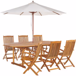 Salle à manger de jardin table et 6 chaises avec parasol. Un ensemble de salle à manger fonctionnel de 7 pièces fabriqué en a ...