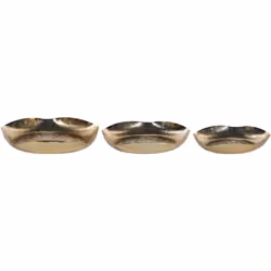 Coupelles martelées. Optez pour cet ensemble de plats décoratifs élégants et ajoutez une touche de glamour à votre intérieur. ...