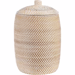 Corbeille avec couvercle. Avec ce panier en rotin, vous ajouterez non seulement un espace de rangement supplémentaire à votre ...