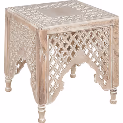Bout de canapé ajouré. Introduisez une ambiance orientale dans votre intérieur avec cette table d'appoint fabriquée à la main ...