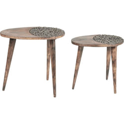 Beliani - Lot de 2 Tables d'Appoint Sombres en Bois de Manguier à Plateau Sculpté Khetua