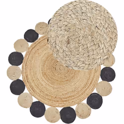 Tapis en jute à tissage plat. Ajoutez une touche rétro à la décoration intérieure avec ce tapis. Fabriqué à la main à partir ...