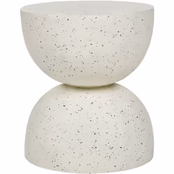 Table d'appoint d'extérieur. Cette table d'appoint de visuel très doux rehausse votre intérieur ou votre jardin. Fabriquée à  ...