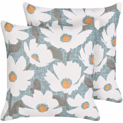 Coussins décoratifs. Drapez votre espace du charme de ce lot de 2 merveilleux coussins. Le motif floral complexe sur coton do ...