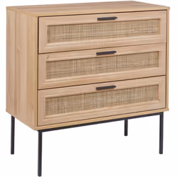 Chiffonnier 3 tiroirs en rotin. Les commodes n'ont plus besoin d'être uniformes et monotones. Ce buffet à porte en rotin natu ...