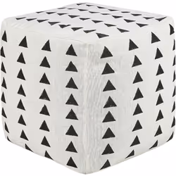 Pouf repose-pieds carré à motif géométrique fait à la main. Ce pouf à l'allure bohème est fabriqué en coton doux et résistant ...