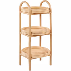 Table en rotin naturel avec étagères. Cette élégante table d'appoint à trois niveaux ajoute une touche de charme naturel à to ...