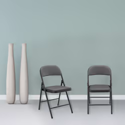 Chaise de bureau La chaise de conférence pliante est bien stable. La chaise de bureau offre une assise confortable pour les p ...