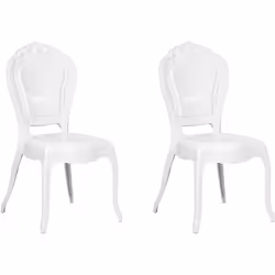 Lot de 2 chaises de salle à manger blanches au style Glamour. Les belles formes incurvées des chaises, les pieds fins et les ...