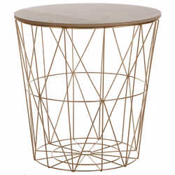 Table d'appoint dorée au style moderne. Cette magnifique table basse au design moderne peut aussi bien être utilisée en tant ...