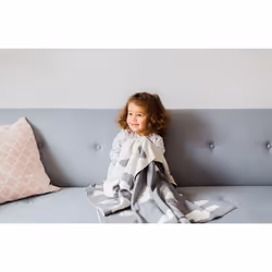 Kindsgut Kinderdecke Wolken Couverture pour bébé Gris 80 x 100 cm Garçon/Fille