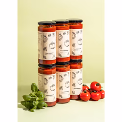 KoRo SAUCE_001_T6, 44,6 % de concentré de tomates, 44,6 % de purée de tomates, oignon, huile d'olive extra vierge,..., Italie ...