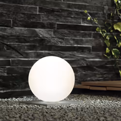 Des couleurs pleines d'ambiance - la boule lumineuse multicolore Solar Siena 40 cm La boule lumineuse solaire s'adapte aussi  ...