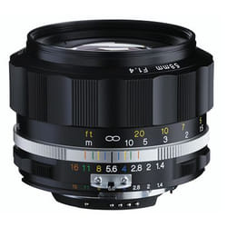 Voigtländer SL II - S 58 mm / F 1.4 Nokton Objectif standard Noir