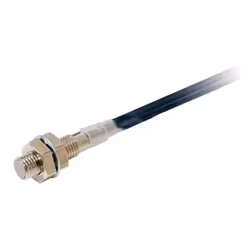 Capteur de proximité inductif , Omron IO-LINK COM3 à corps court, avec les caractéristiques suivantes : Type d'installation m ...