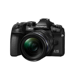 Olympus OM-D E-M1 Mark III MILC 20,4 MP MOS 5184 x 3888 pixels Noir