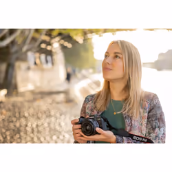 Canon EOS R8 MILC 24,2 MP CMOS 6000 x 4000 pixels Noir - Vue supplémentaire 9