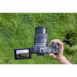 Canon EOS R8 + RF 24-50mm F4.5-6.3 IS STM Kit MILC 24,2 MP CMOS 6000 x 4000 pixels Noir - Vue supplémentaire 14