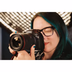 Canon EOS R6 Mark III + RF 24-105mm F4 L IS USM MILC 32,5 MP CMOS 6960 x 4640 pixels Noir - Vue supplémentaire 8