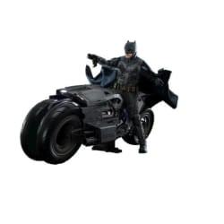 Hot Toys DC Comics Batman & Batcycle