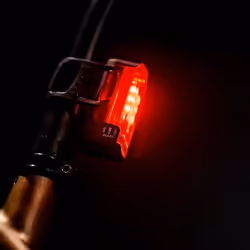 Lezyne 1-LED-37R-V204 Feu arrière 400 lm - Vue supplémentaire 6