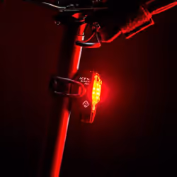 Lezyne 1-LED-35R-V304 Feu arrière 150 lm