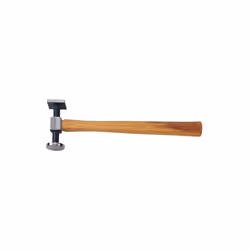 KING TONY - Marteau à rétreindre Caractéristiques principales de ce produit : Manche en Hickory. Contenu : A (mm) : 98 B (mm) ...