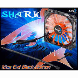 Aerocool Shark Fan Evil Black Edition 12cm Boitier PC Ventilateur Noir, Orange, Transparent