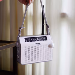 Sangean PR-D6 Portable Analogique Blanc