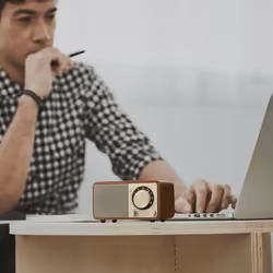 Sangean WR-7 Portable Noyer - Vue supplémentaire 6