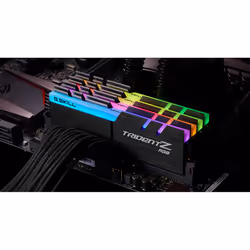G.Skill Trident Z RGB F4-3600C16Q-64GTZRC module de mémoire 64 Go 4 x 16 Go DDR4 3600 MHz