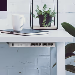 Zyxel GS1008HP Non-géré Gigabit Ethernet (10/100/1000) Connexion Ethernet, supportant l'alimentation via ce port (PoE) Argent - Vue supplémentaire 8