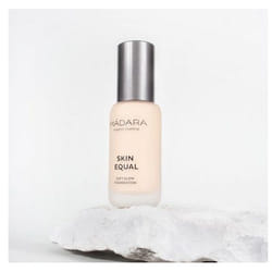 MÁDARA Cosmetics Skin Equal 30ml Liquide 10 Porcelain