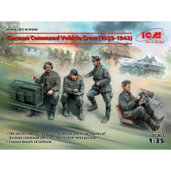 ICM Figurine Mignature German Command Vehicle Crew